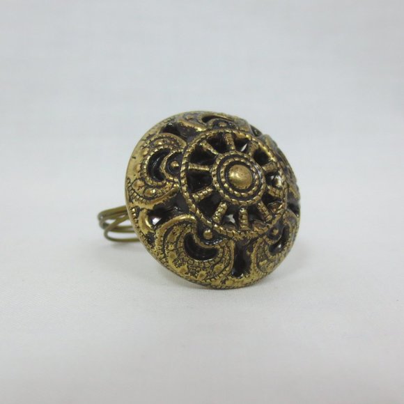 New Handcrafted Vintage Filigree Button Wire Ring - Picture 2 of 10